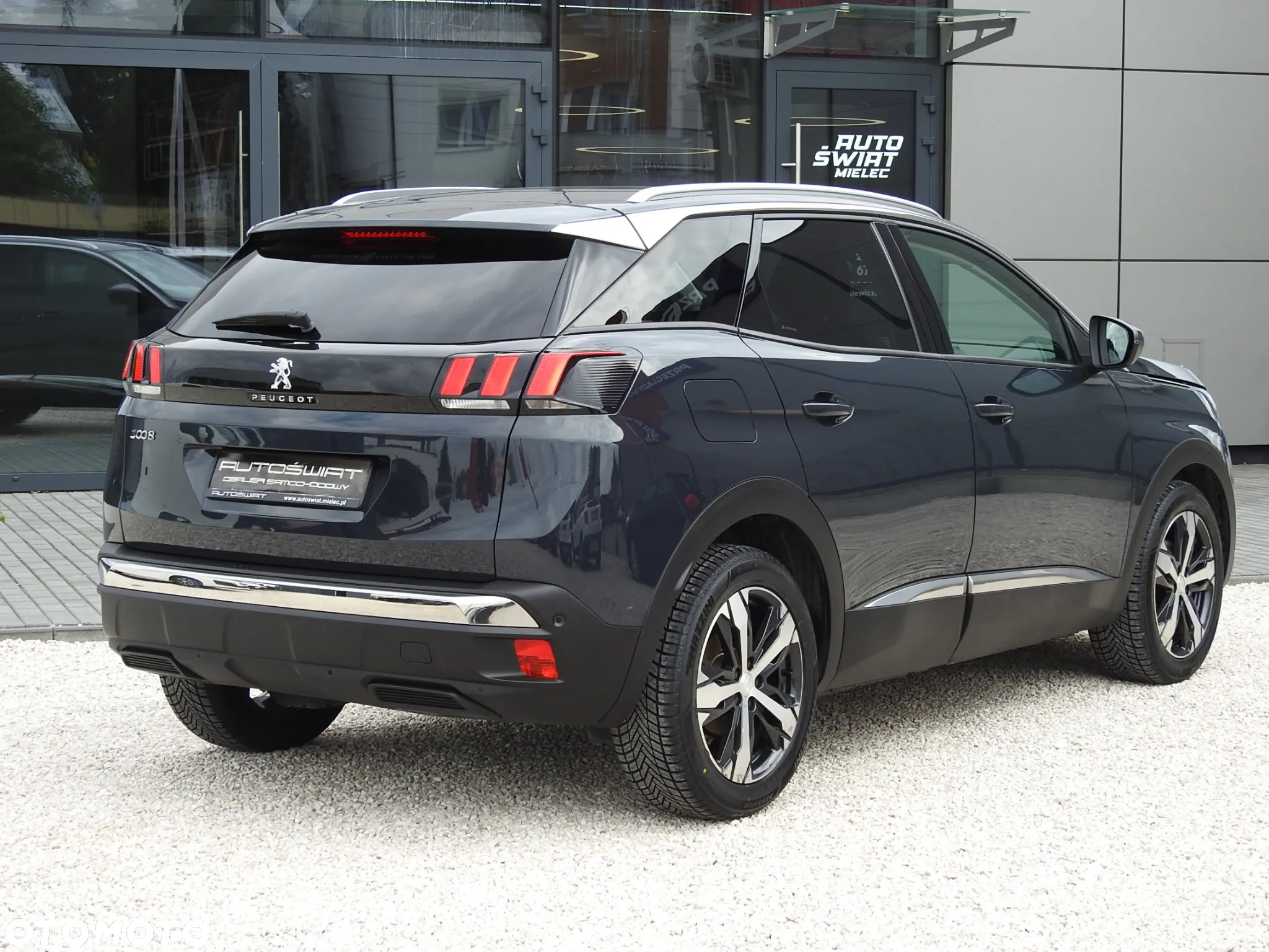 Peugeot 3008 1.6 BlueHDi Allure S&S - 4