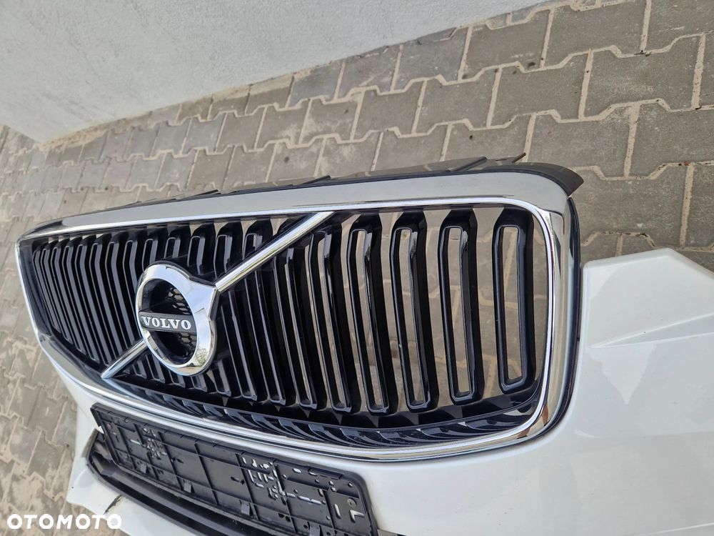 Zderzak Volvo Xc60 II 2017 - - 6