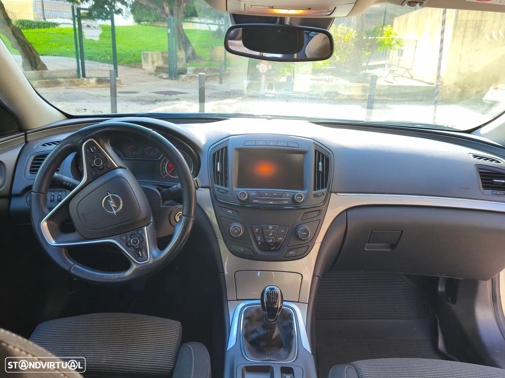 Opel Insignia Sports Tourer 2.0 CDTi Executive S/S - 18