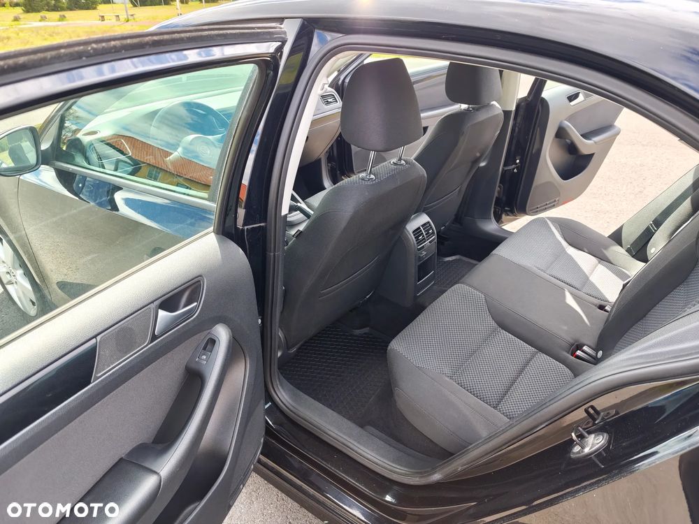 Volkswagen Jetta 1.4 TSI Comfortline - 19