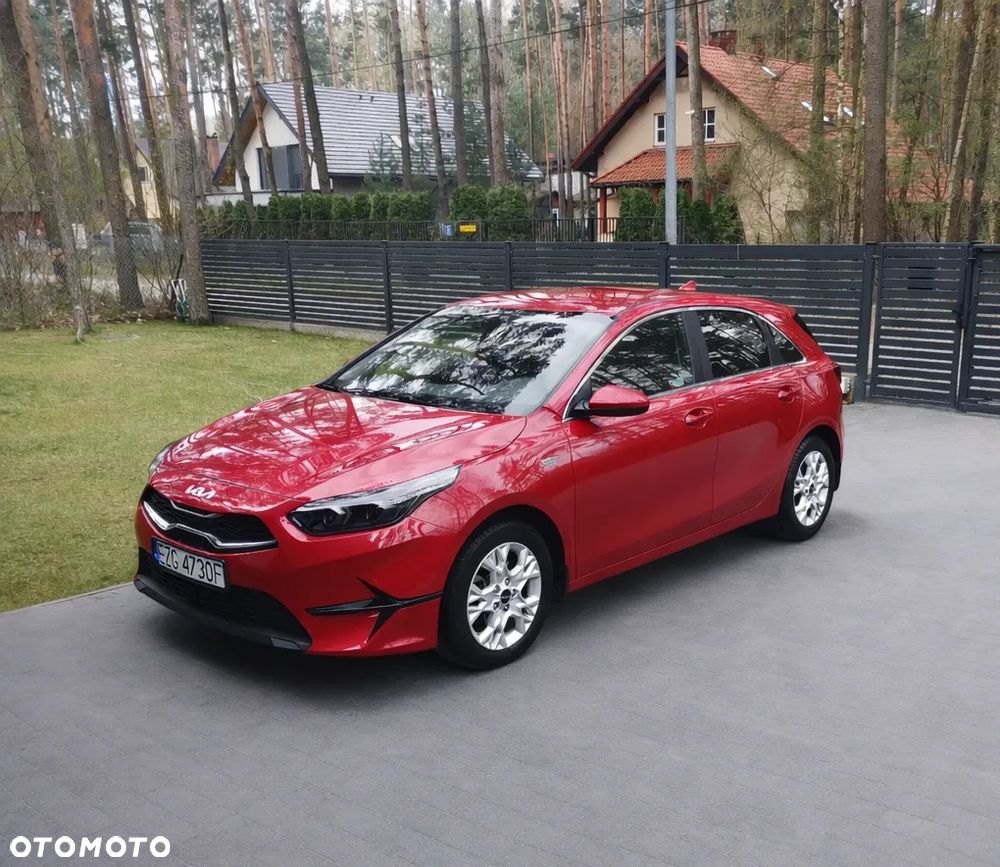 Kia Ceed - 1