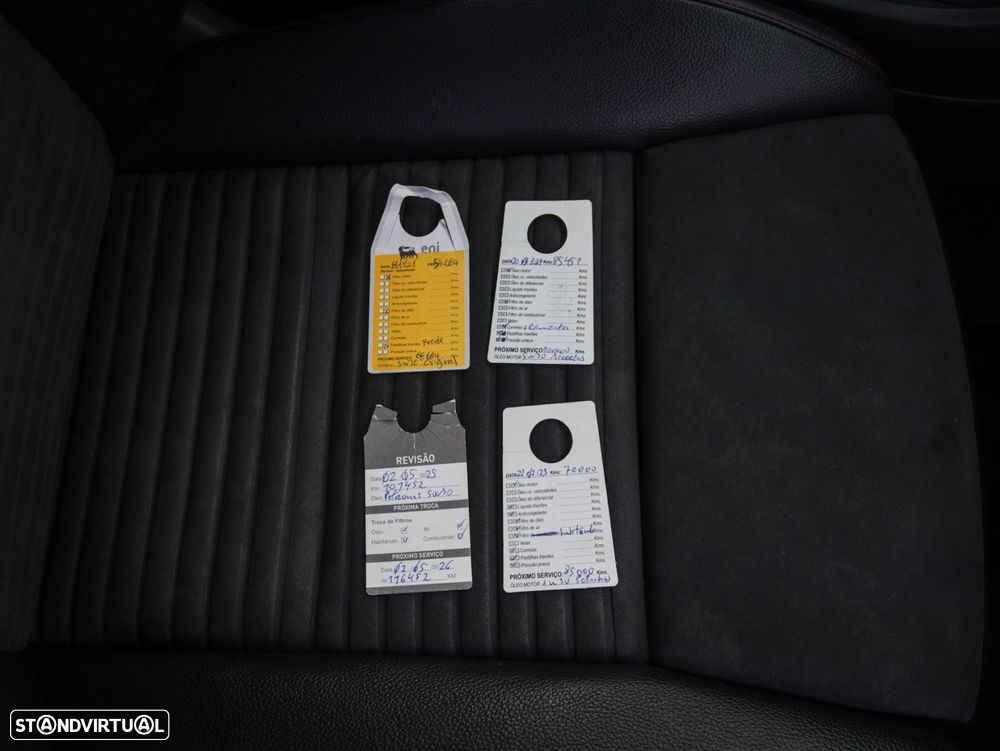 Mercedes-Benz CLA 200 d Shooting Brake AMG Line - 42