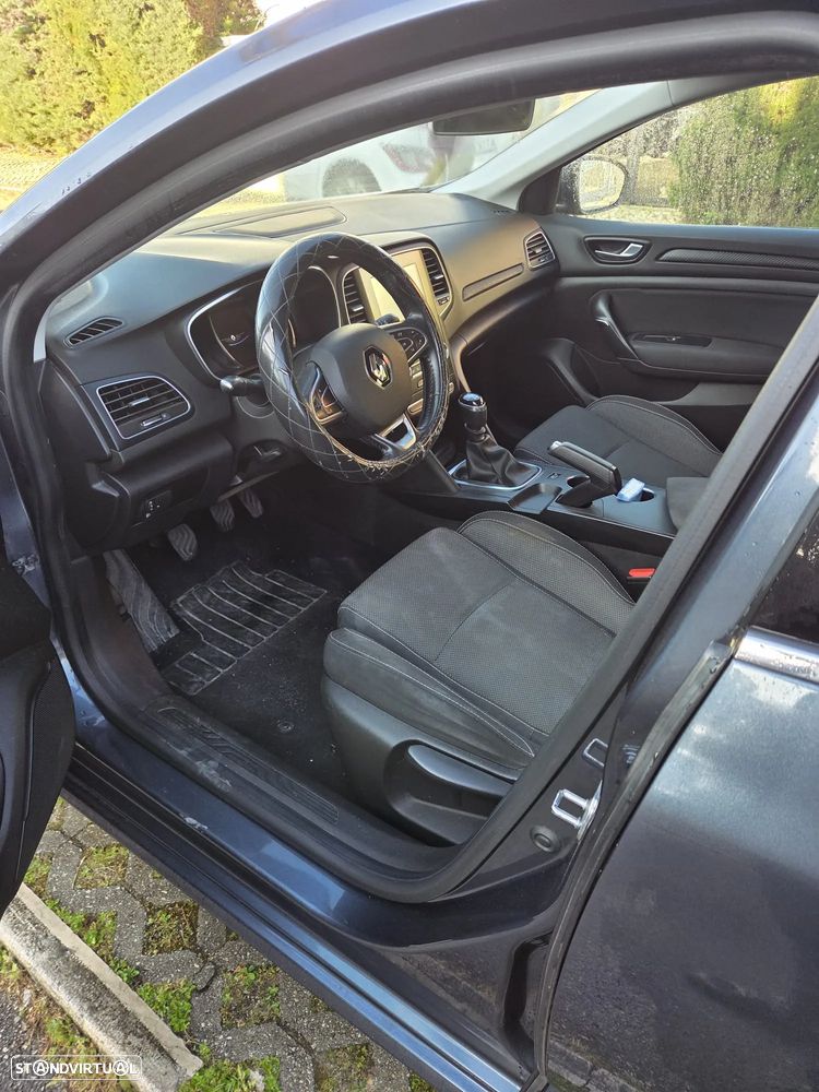 Renault Mégane Sport Tourer 1.5 dCi Intens - 9