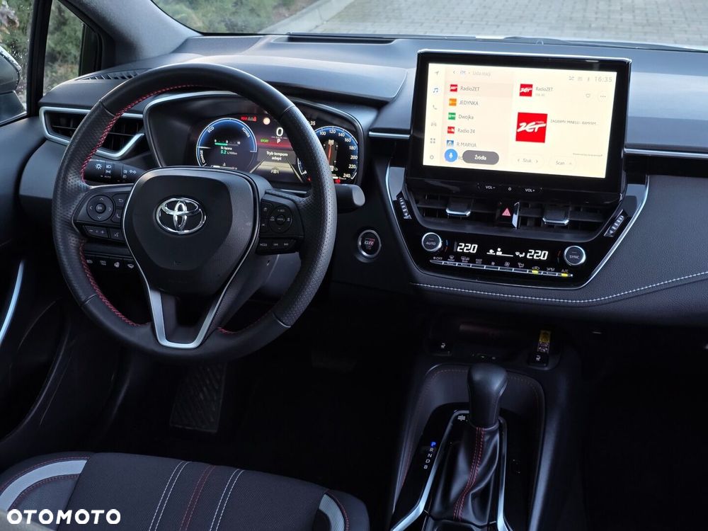 Toyota Corolla 1.8 Hybrid GR Sport Dynamic - 25