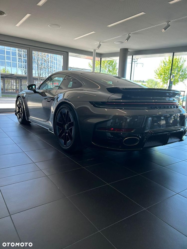 Porsche 911 Turbo S - 7