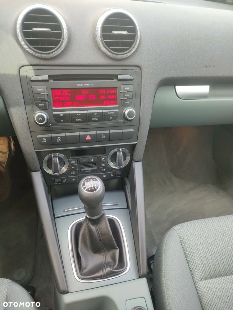 Audi A3 Sportback 1.4 TFSI Attraction - 11