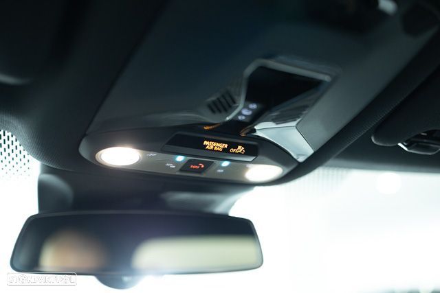 MINI 3 Portas Cooper SE Favoured M - 41