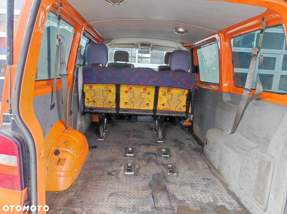 Volkswagen Transporter - 5