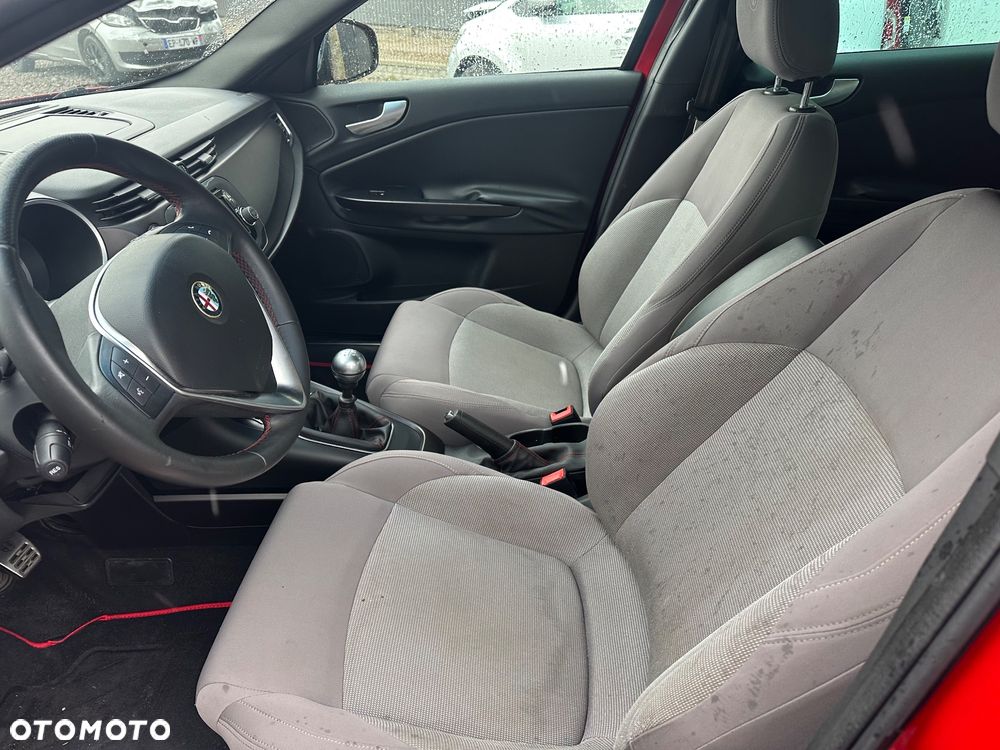 Alfa Romeo Giulietta 1.6 JTDM 16V - 25