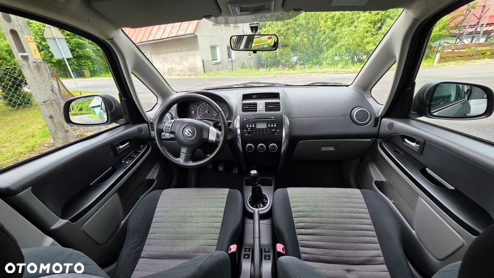 Suzuki SX4 - 9