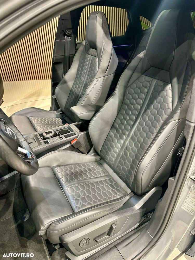 Audi RS Q3 RSQ3 2.5 TFSI quattro S tronic - 22