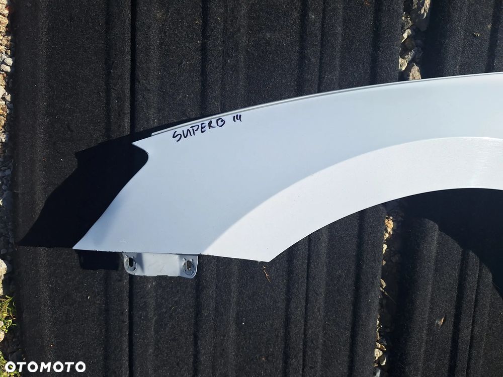 BŁOTNIK LEWY PRZÓD PRZEDNI SKODA SUPERB III - 2