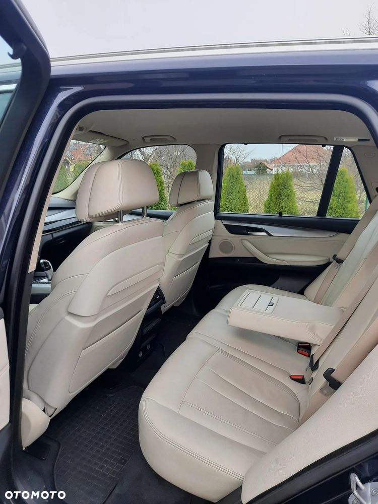 BMW X5 xDrive30d Sport-Aut - 13