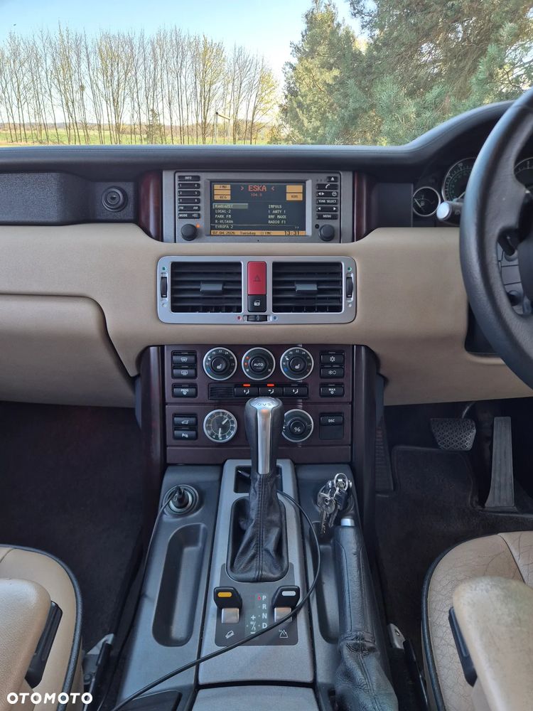 Land Rover Range Rover TD6 Vogue - 25