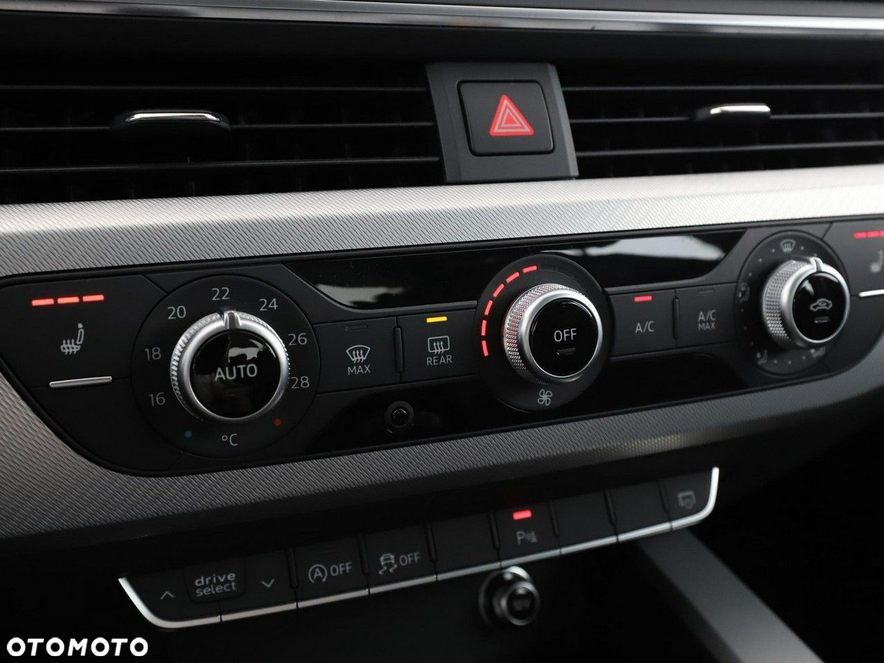 Audi A4 2.0 TDI Design - 24