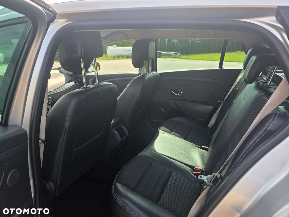 Renault Megane ENERGY TCe 130 BOSE EDITION - 28