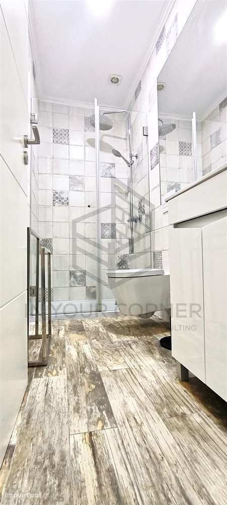 Apartamento T3 Venda em São Vicente,Lisboa - Grande imagem: 2/23