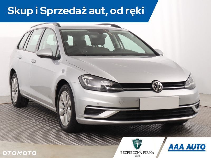 Volkswagen Golf - 2