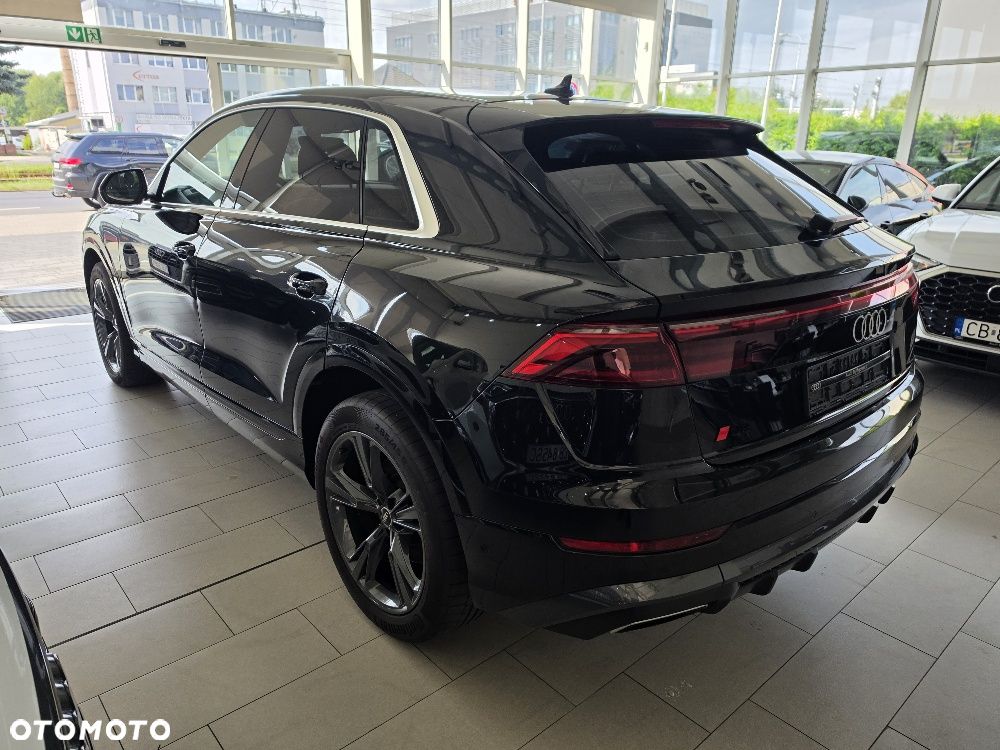 Audi Q8 - 1