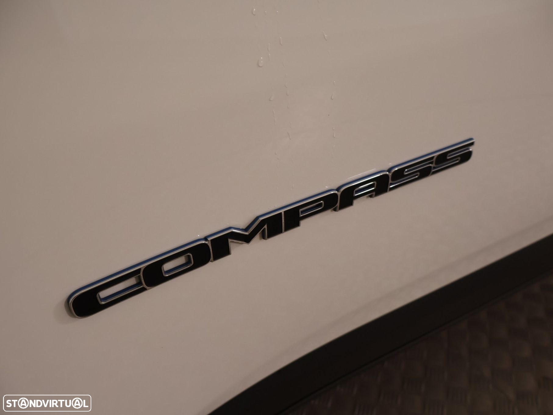Jeep Compass 1.3 TG 4Xe Limited - 9