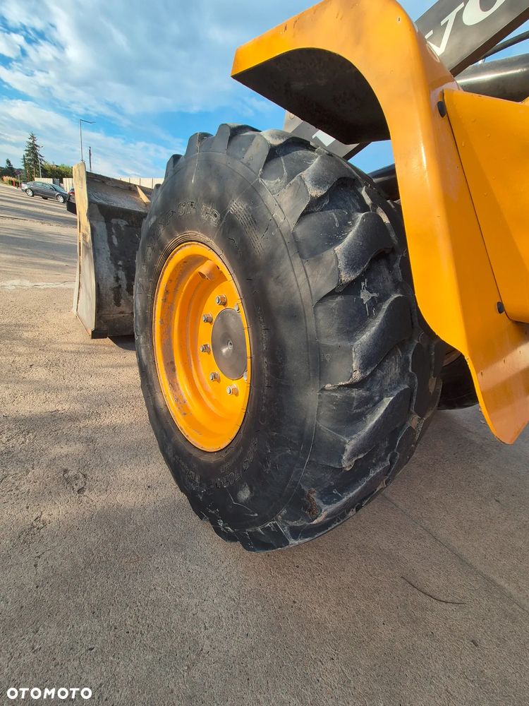 Volvo L30G - 20