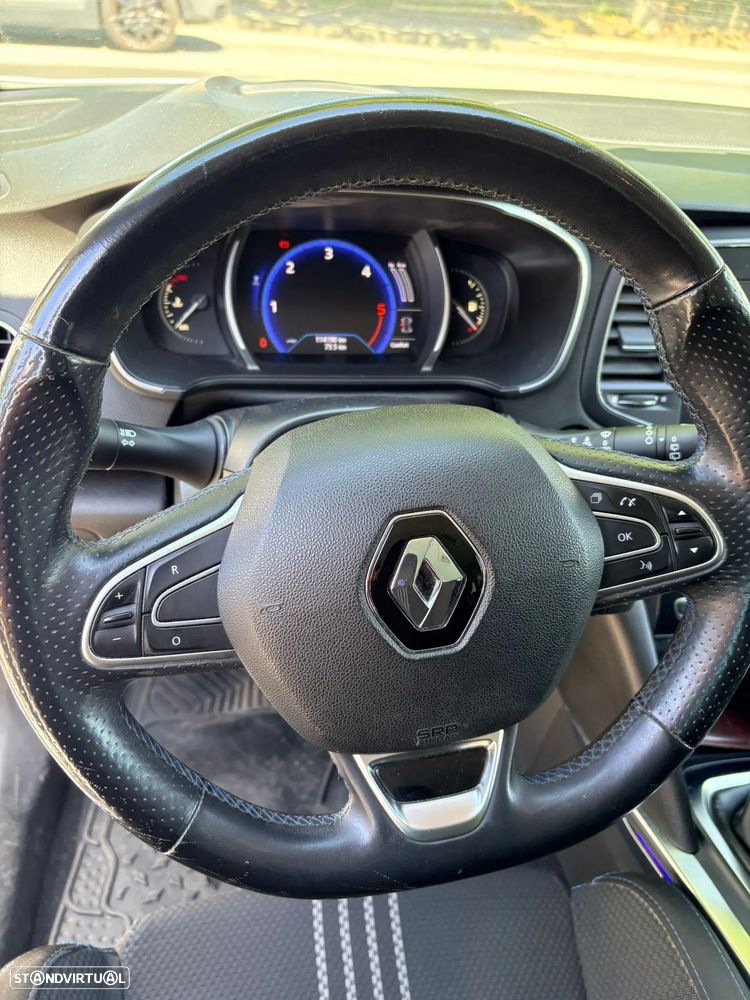 Renault Mégane Sport Tourer - 8