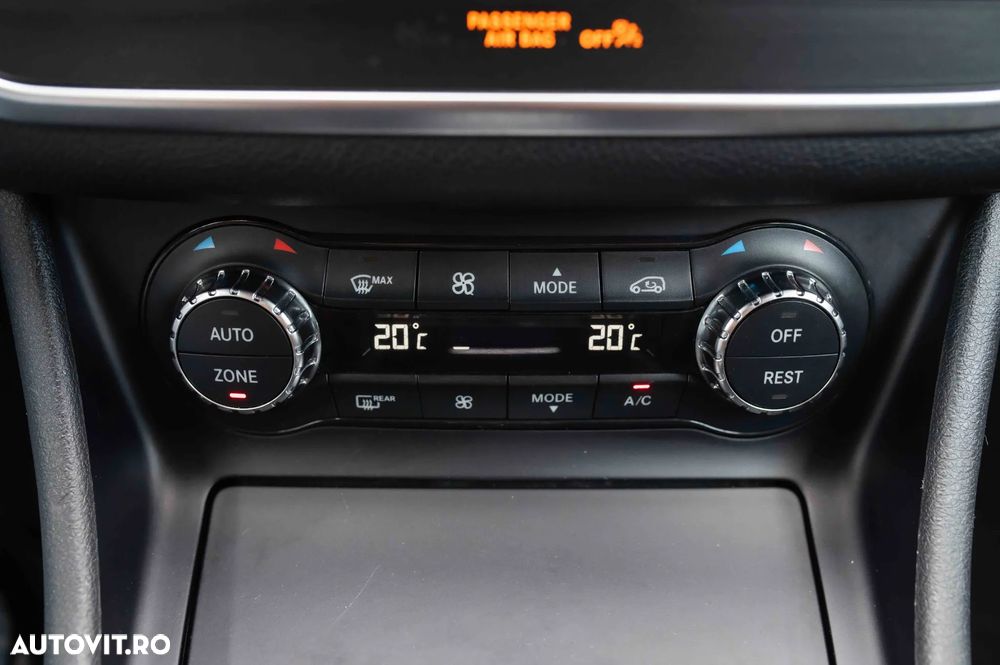 Mercedes-Benz GLA 220 CDI 4MATIC 7G-DCT AMG Line - 28