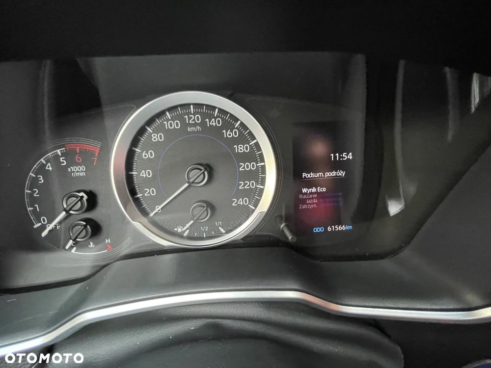 Toyota Corolla 1.8 Hybrid GPF Comfort - 18