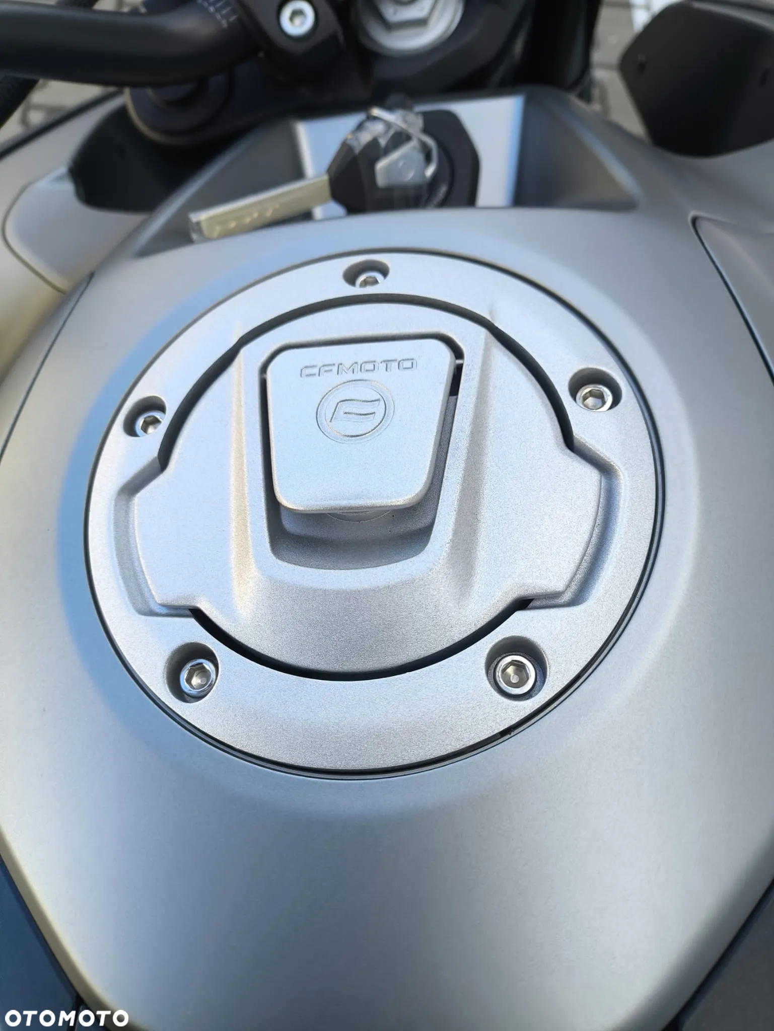 CFMoto NK - 7
