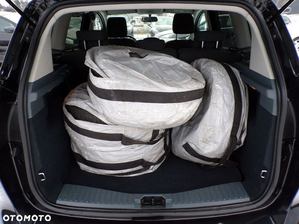 Ford C-MAX - 30