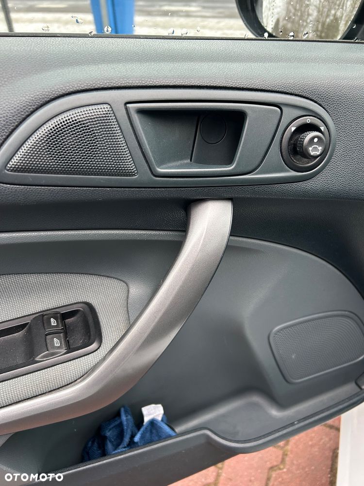 Ford Fiesta 1.4 TDCi Trend - 11