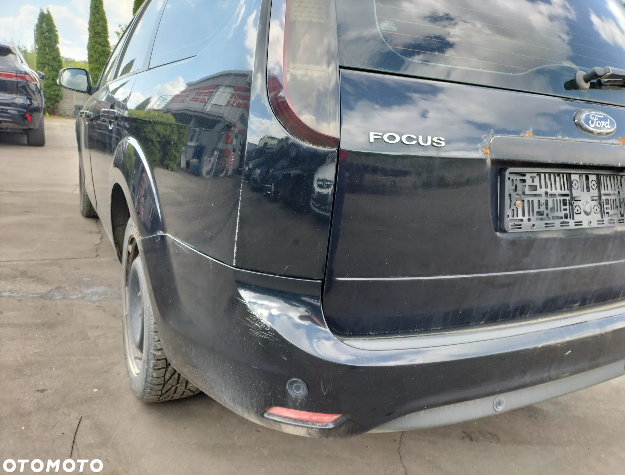 DRZWI PRAWE PRZÓD FORD FOCUS MK2 LIFT KOMBI KOD LAK. F3 - 16