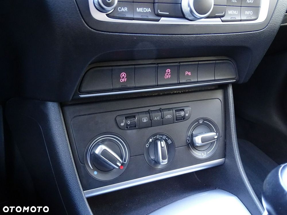 Audi Q3 - 23