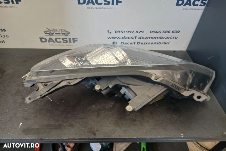 Far stanga Opel Astra H [facelift] [2005 - 2015] wagon 1.7 CDTI MT (1 - 3
