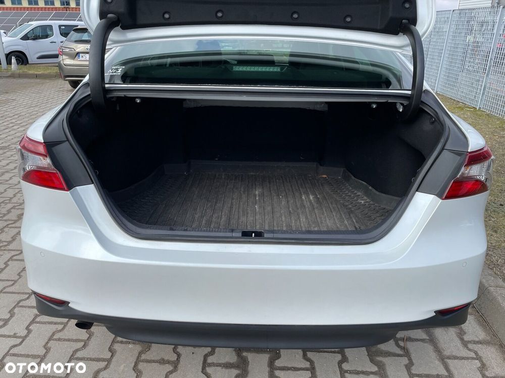 Toyota Camry 2.5 Hybrid Prestige CVT - 12