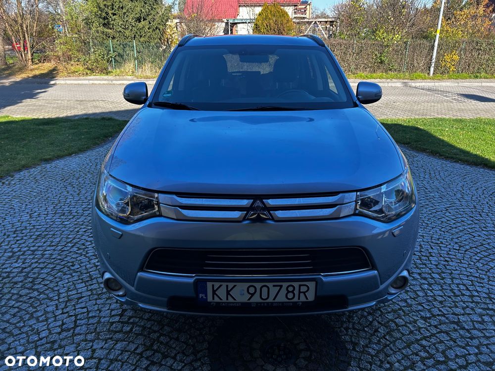 Mitsubishi Outlander 2.0 4WD Top - 21