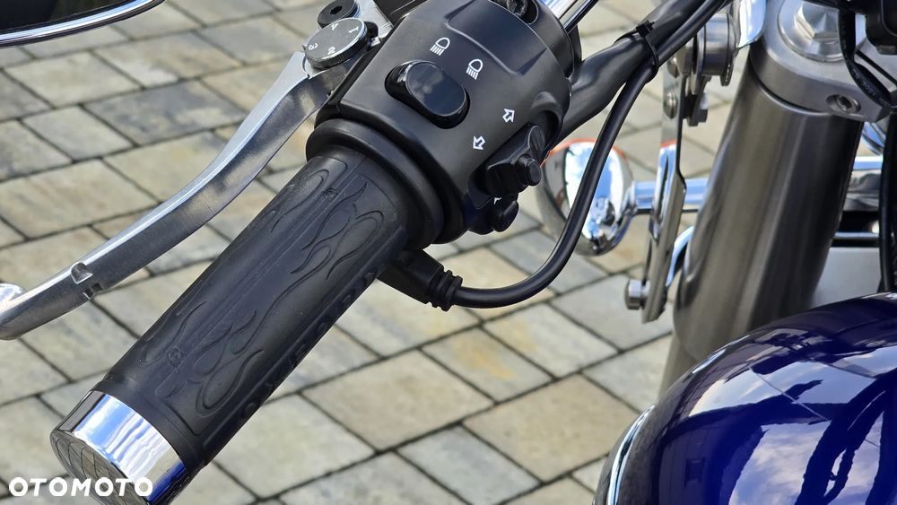 Triumph America - 21