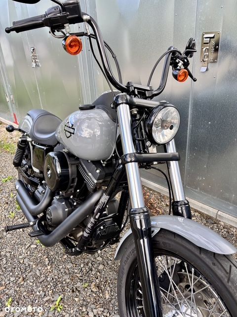Harley-Davidson Dyna Street Bob - 4
