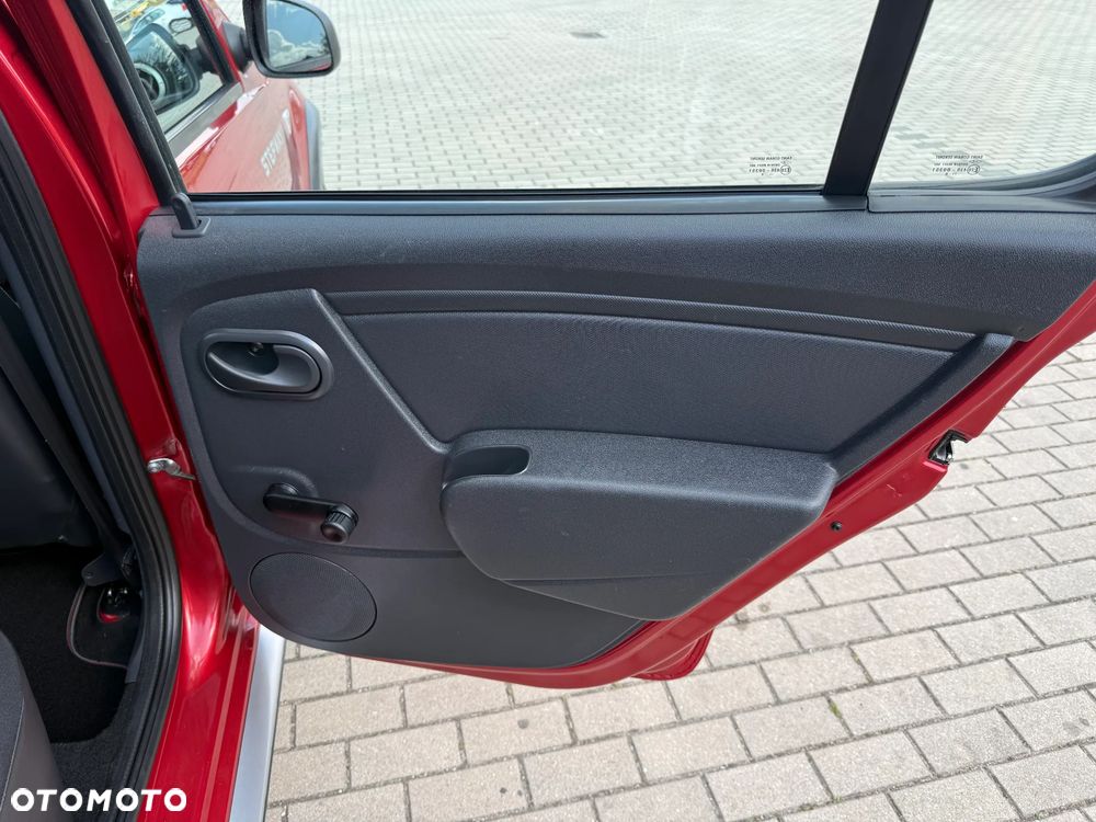 Dacia Sandero 1.6 MPI Stepway - 16