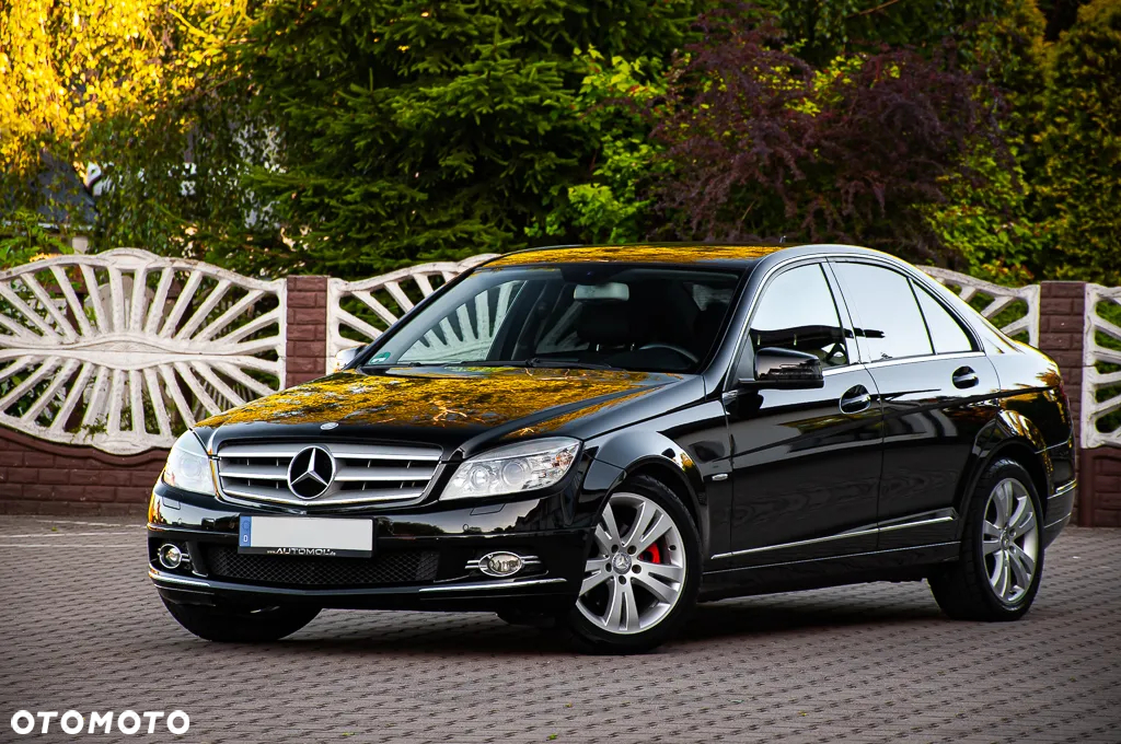 Mercedes-Benz Klasa C 200 T (BlueEFFICIENCY) 7G-TRONIC Avantgarde - 7