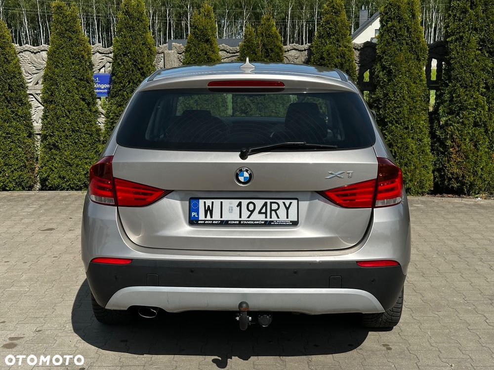BMW X1 sDrive18d - 13