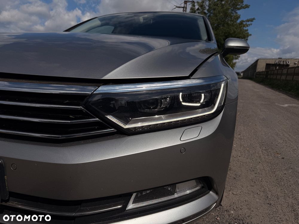Volkswagen Passat 2.0 TDI (BlueMotion Technology) DSG Highline - 12