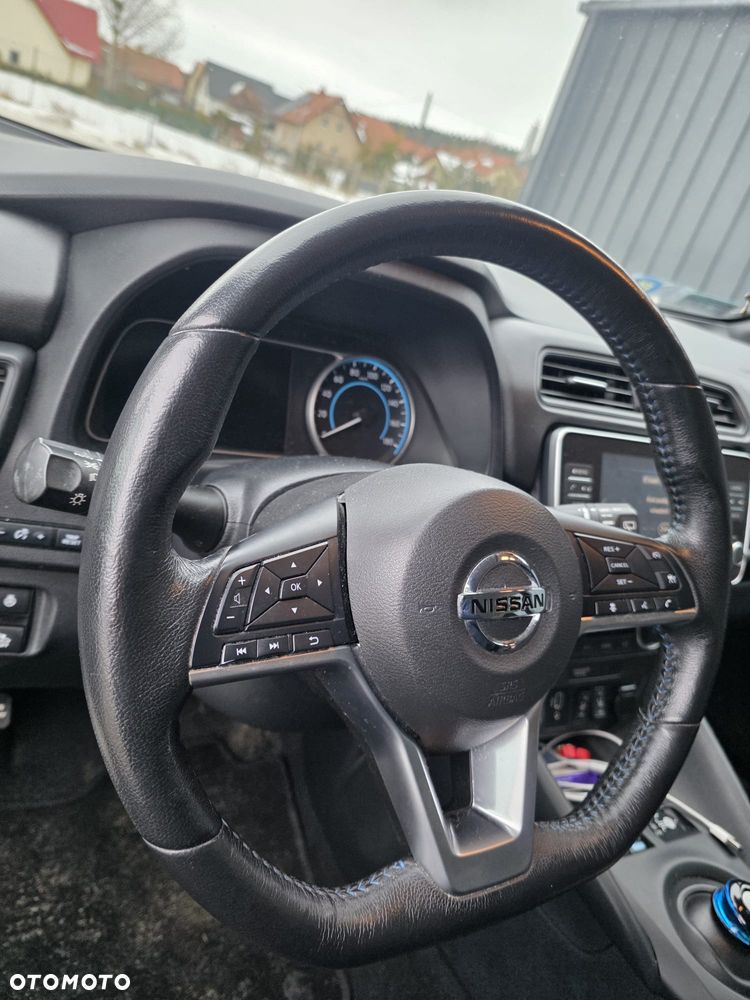 Nissan Leaf 40kWh Acenta - 6