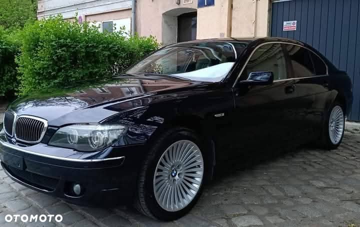 BMW Seria 7 750i - 2