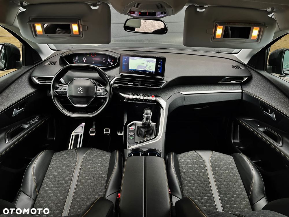 Peugeot 3008 1.2 PureTech Road Trip S&S - 7