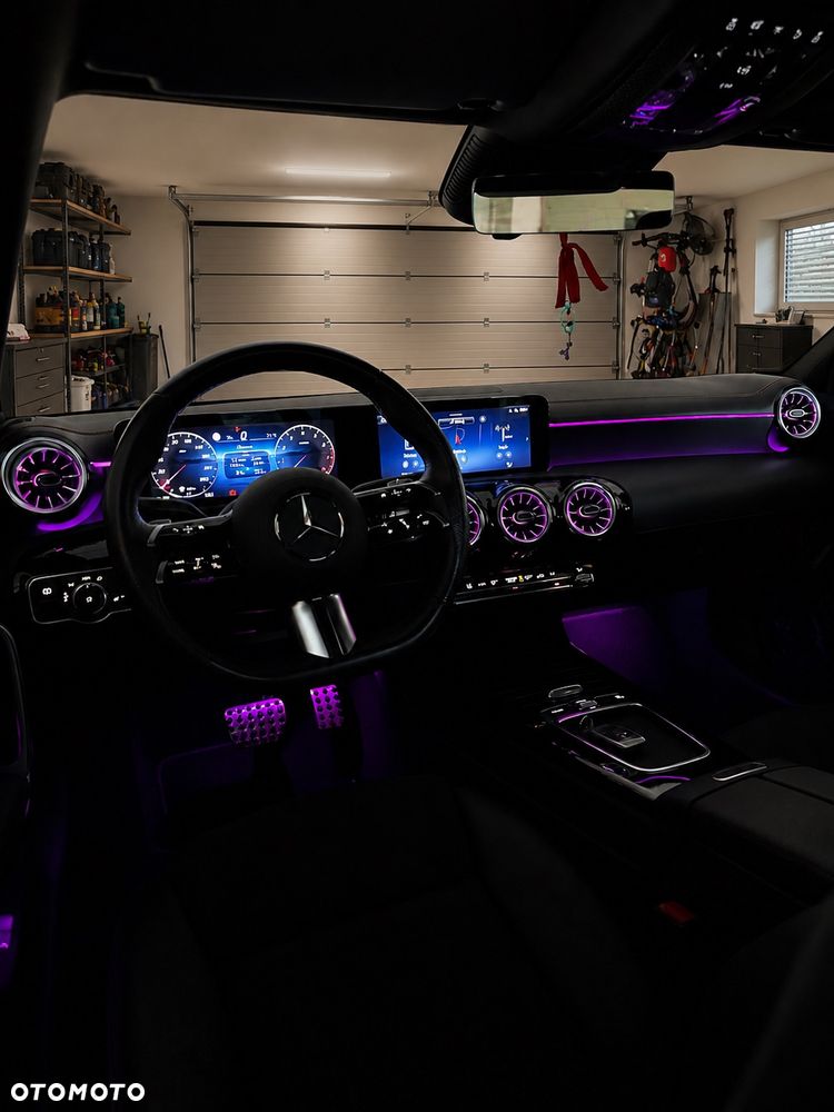 Mercedes-Benz CLA 200 mHEV AMG Line 7G-DCT - 12