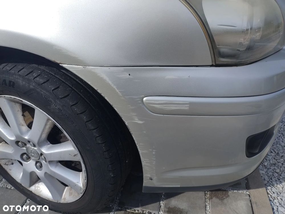 Toyota Avensis 2.0 D-4D Sol - 17