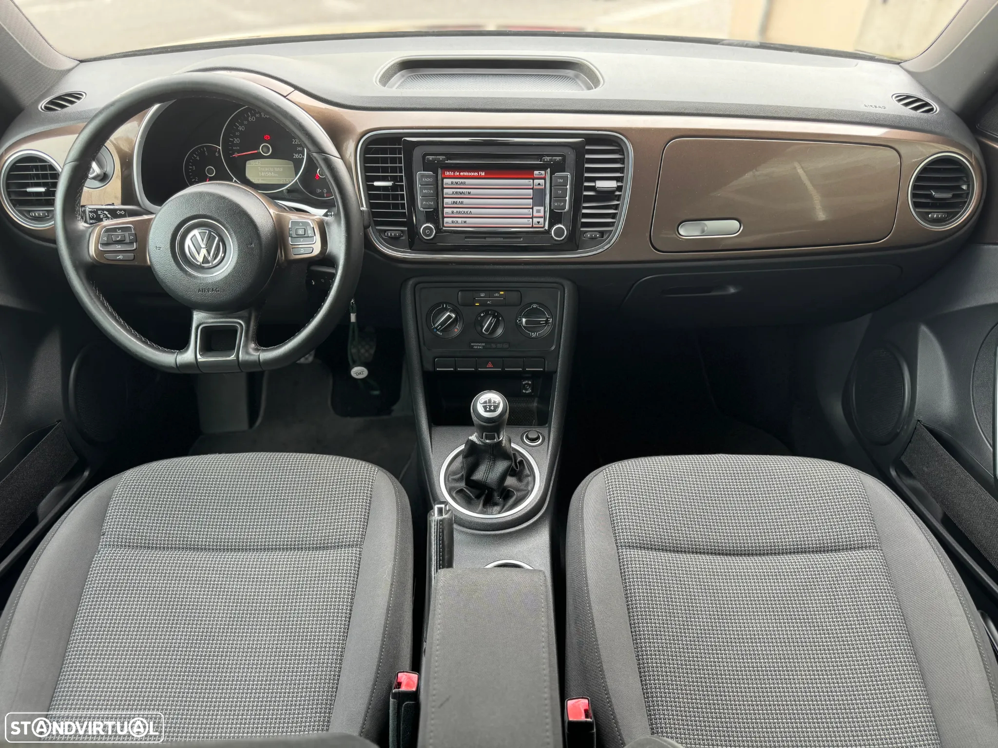 VW New Beetle 1.6 TDI DPF Exclusive Design - 16