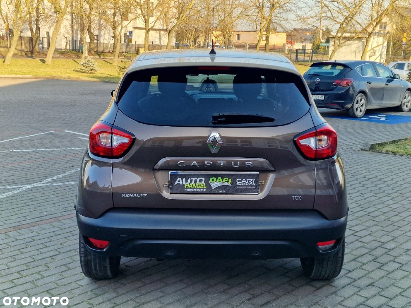Renault Captur - 34