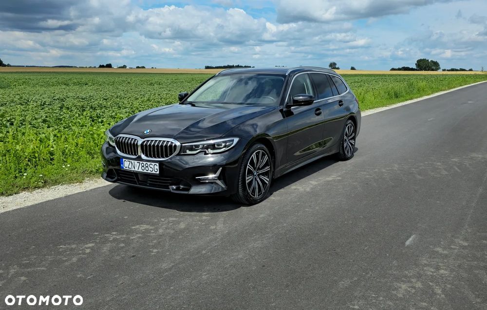 BMW Seria 3 320d xDrive M Sport sport - 2